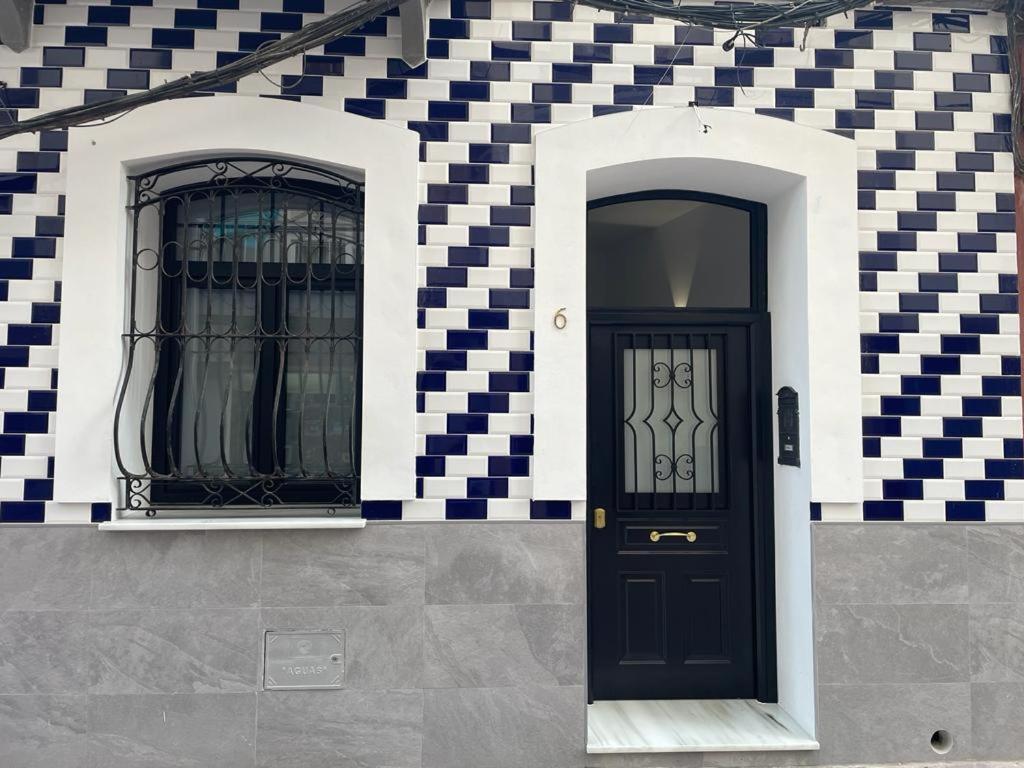 Apartamentos Sol Y Luna La Línea de la Concepción Esterno foto