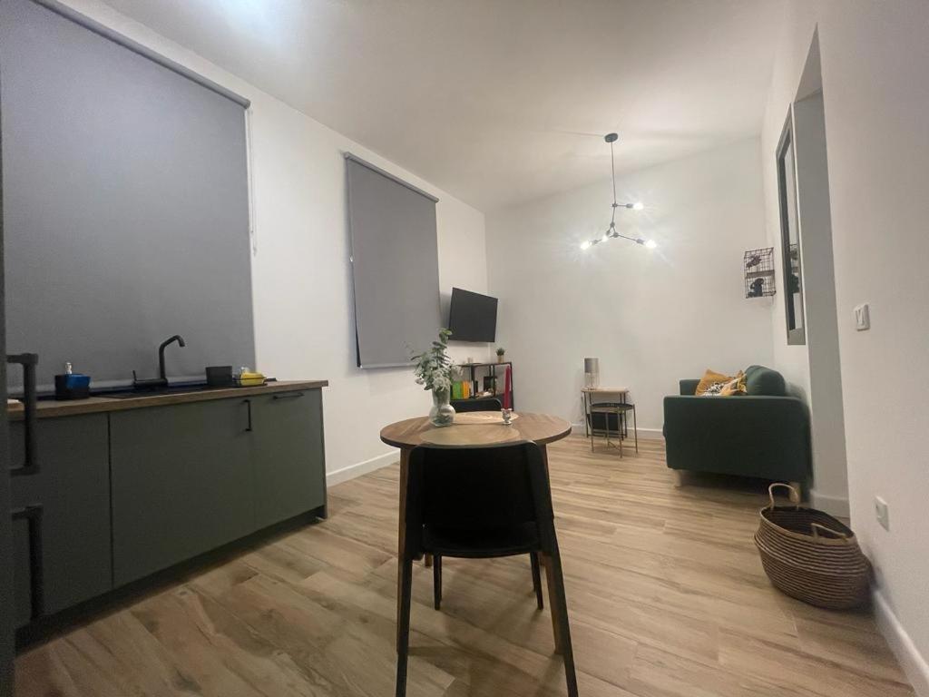 Apartamentos Sol Y Luna La Línea de la Concepción Esterno foto